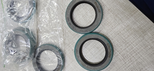 Imagem de Retentor específico; da caixa de mancal; da bomba CORNELL, BORRACHA NITRÍLICA 